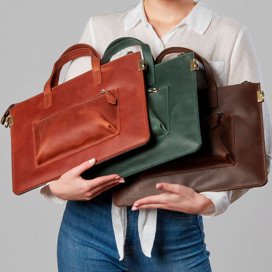 Skórzany pokrowiec na laptopa